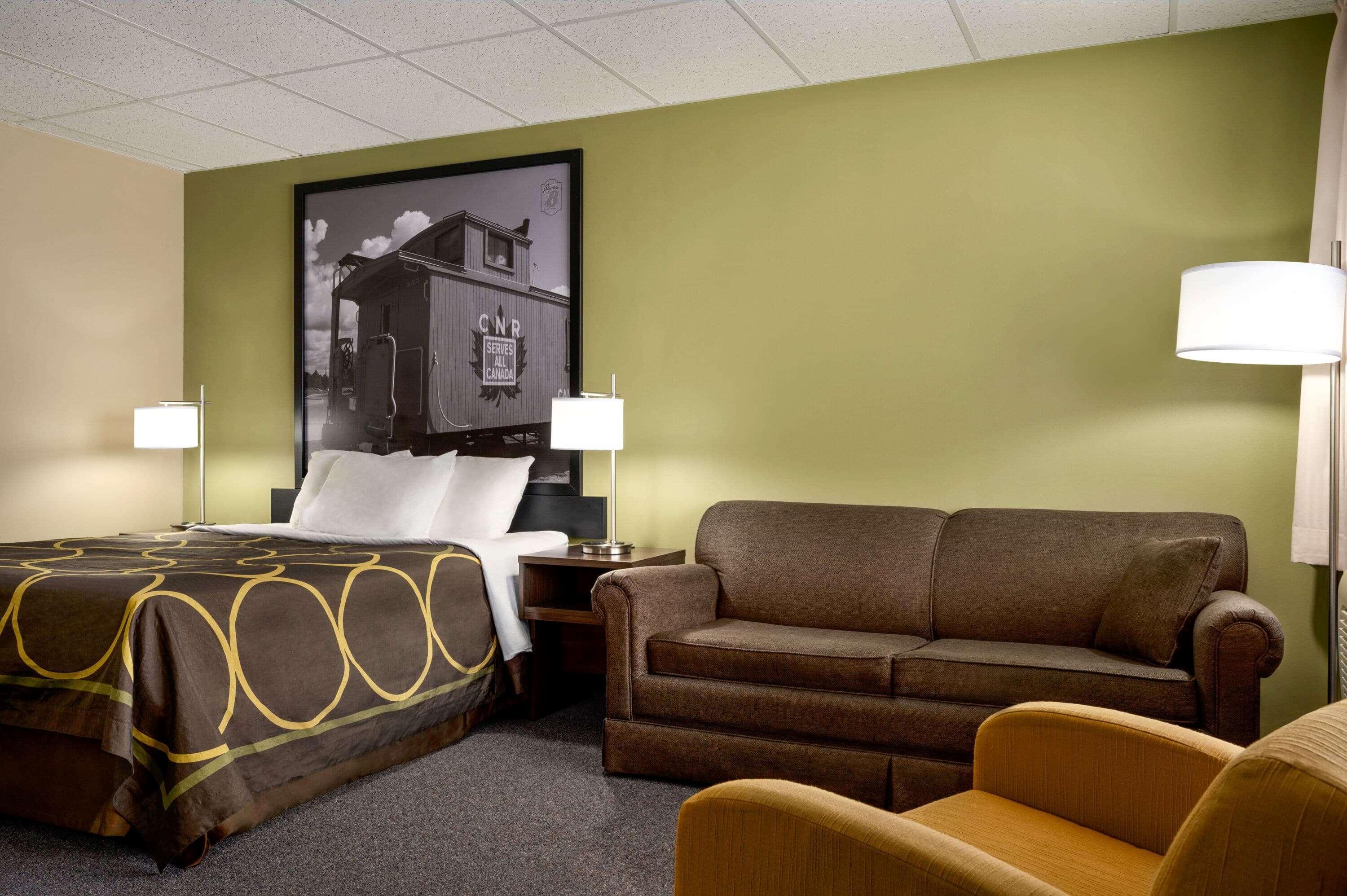Super 8 By Wyndham Hearst On Hotel Exterior photo